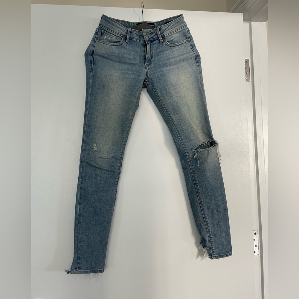 Lucky Brand ripped skinny jeans
